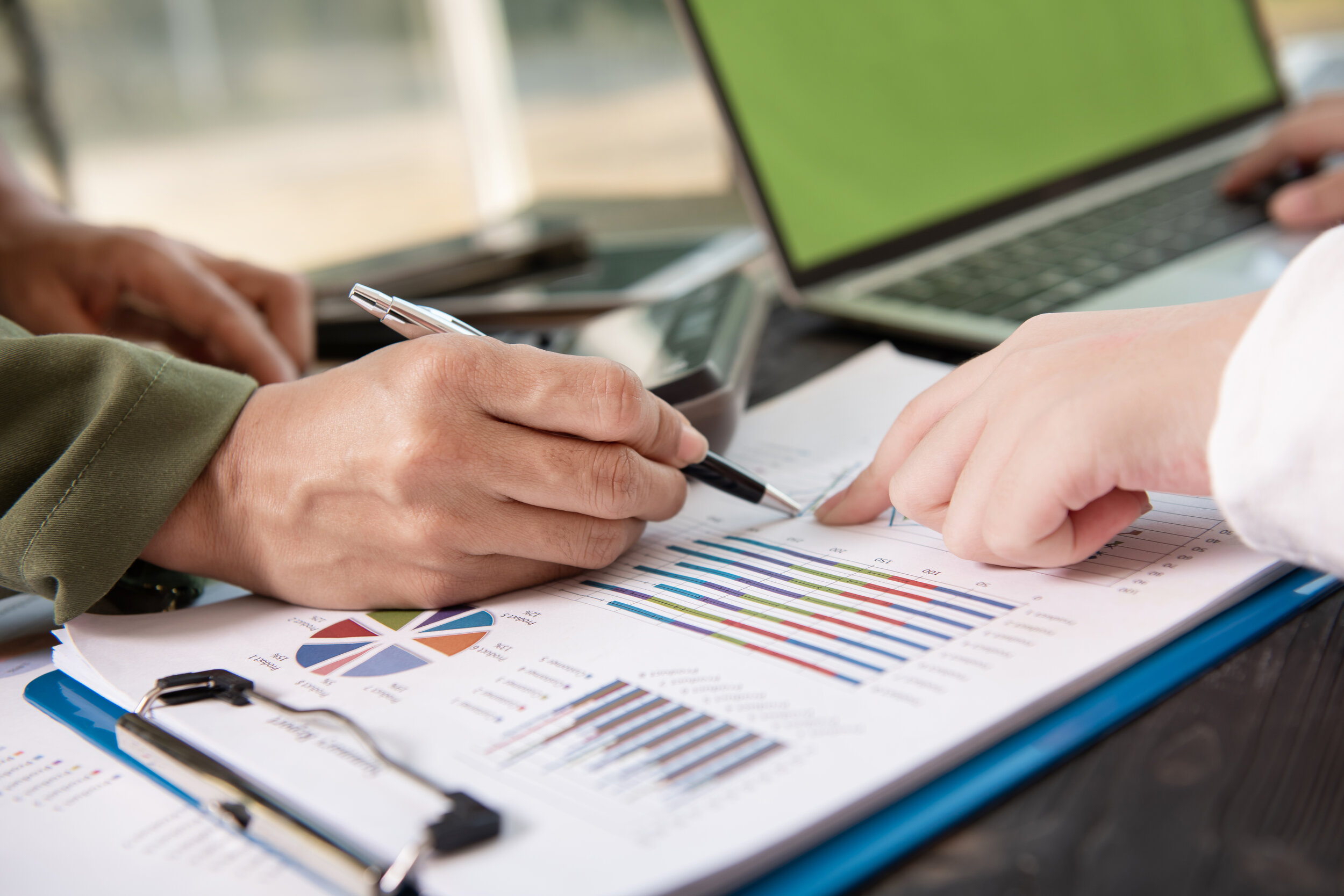 KBK Exports cross-functional team collaborating on apparel sampling specs