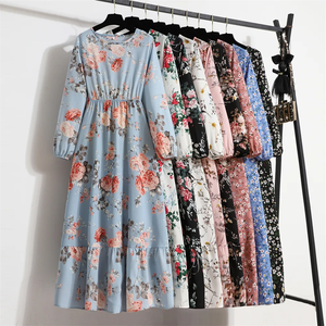 New Mixed Apparel Stock For Women Wholesale Short Tops T-shirts Casual Dresses Bulk Bales Fashion Clothing
